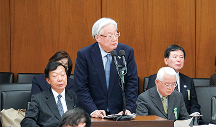 衆議院厚生労働委員会の参考人質疑に出席